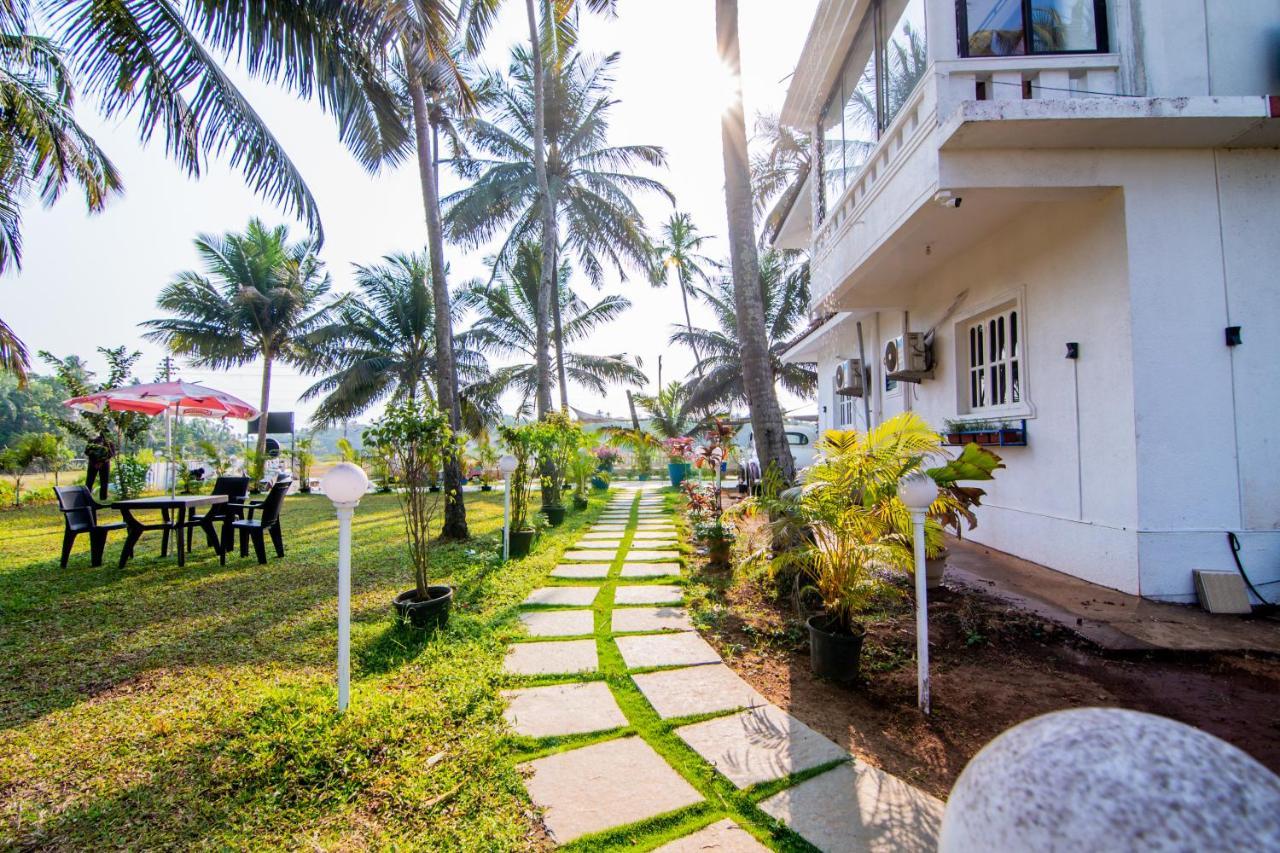 White House In Goa, Truly Amazing Experience Panzió Saligao Kültér fotó